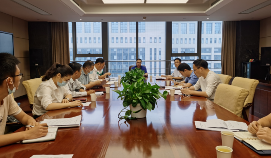 鷹潭公交:參加市政府公交站臺移交協(xié)調會議