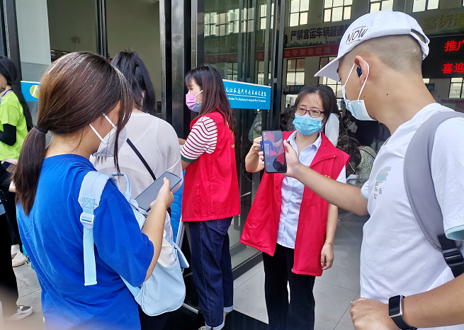 九江長運:圓滿完成共青高校城開學季運輸任務