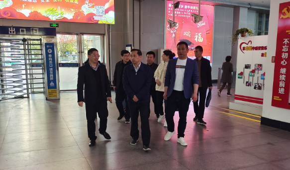 九江市委領導深入九江長途汽車站調研文明城市創(chuàng)建工作
