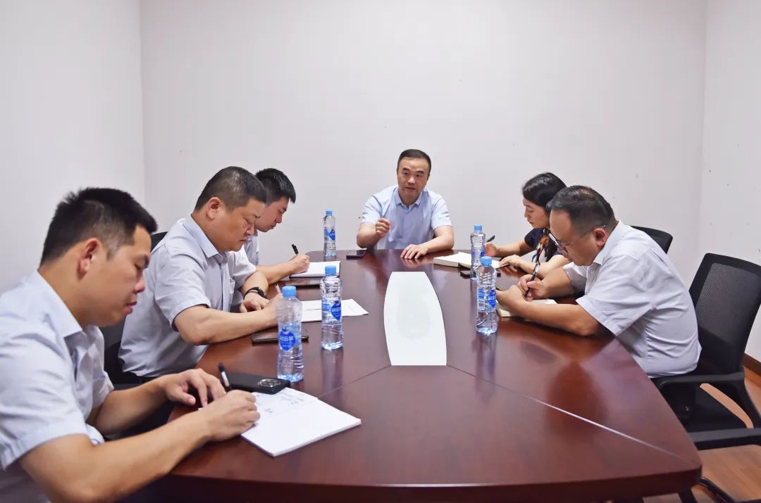 劉磊主持“國慶、中秋”兩節(jié)期間促文旅消費(fèi)活動(dòng)推進(jìn)會(huì)