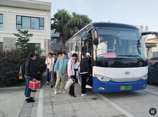 吉安公司:萬安長(zhǎng)運(yùn)圓滿完成龍舟賽運(yùn)輸保障工作