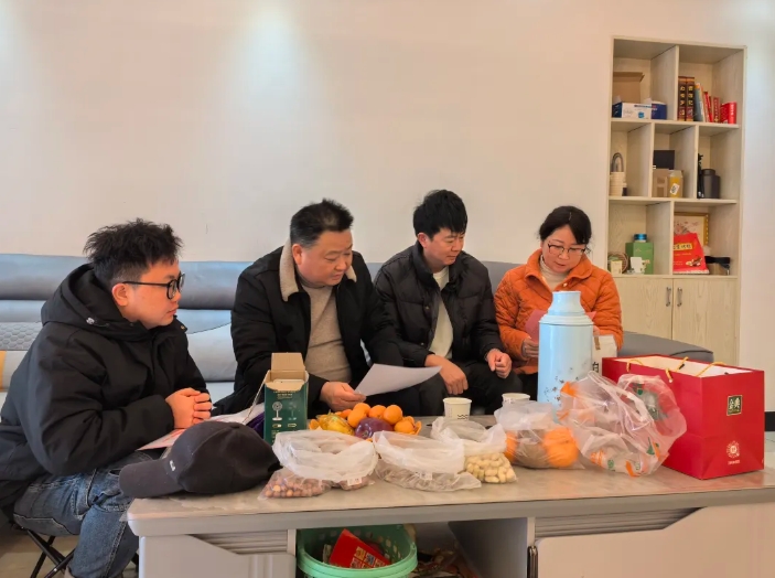 鄱陽長運(yùn) 家訪面對(duì)面 共筑平安防線
